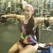 17 years old Powerlifter Heather Shoulders workout