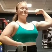 18 years old Fitness girl Jasmin Flexing muscles