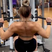 18 years old Fitness girl Lauren Biceps workout