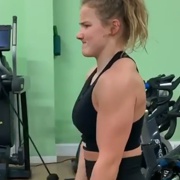 17 years old Fitness girl Bailey Workout muscles